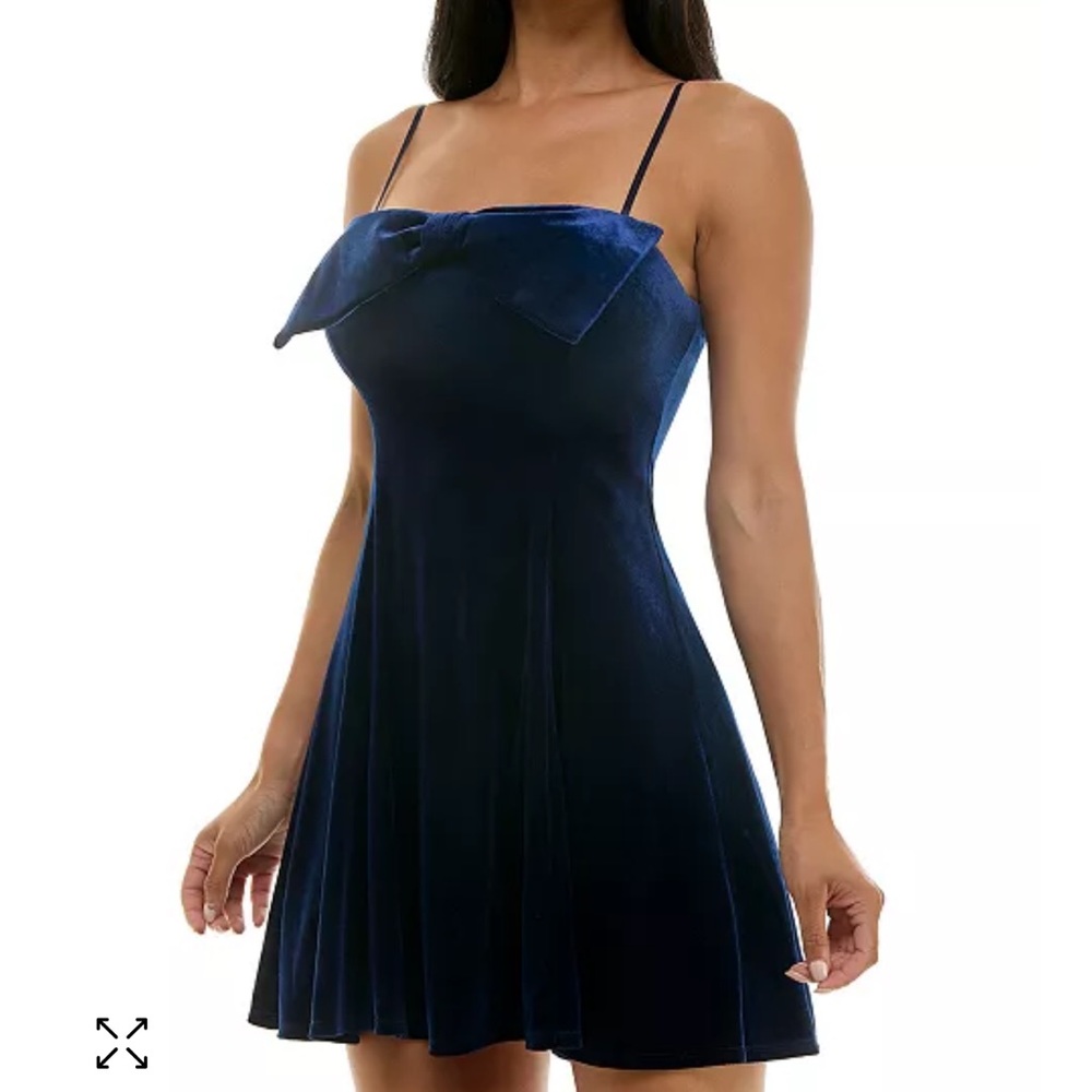 Emerald Sundae Juniors' Velvet Bow Sleeveless Fit & Flare Dress
